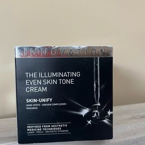 Filorga skin untidy illuminating moisturizer brand new sealed 50ml